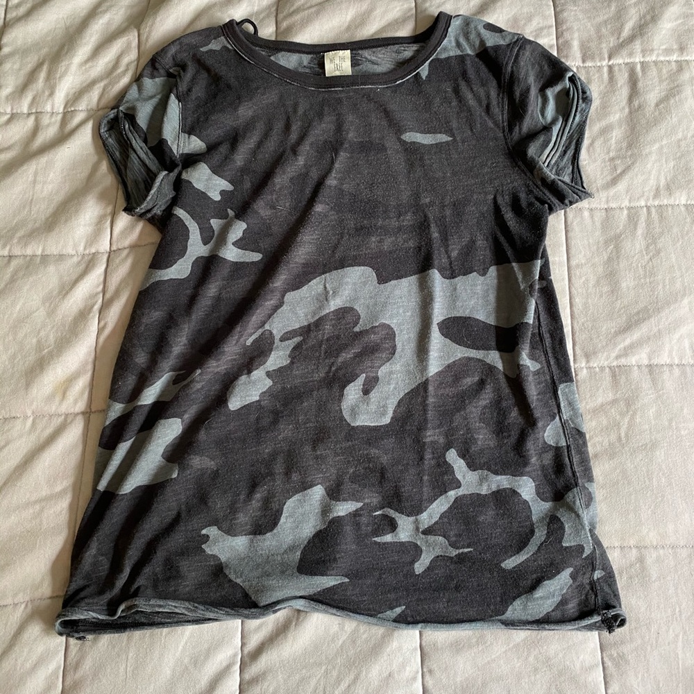 Free people t shirt